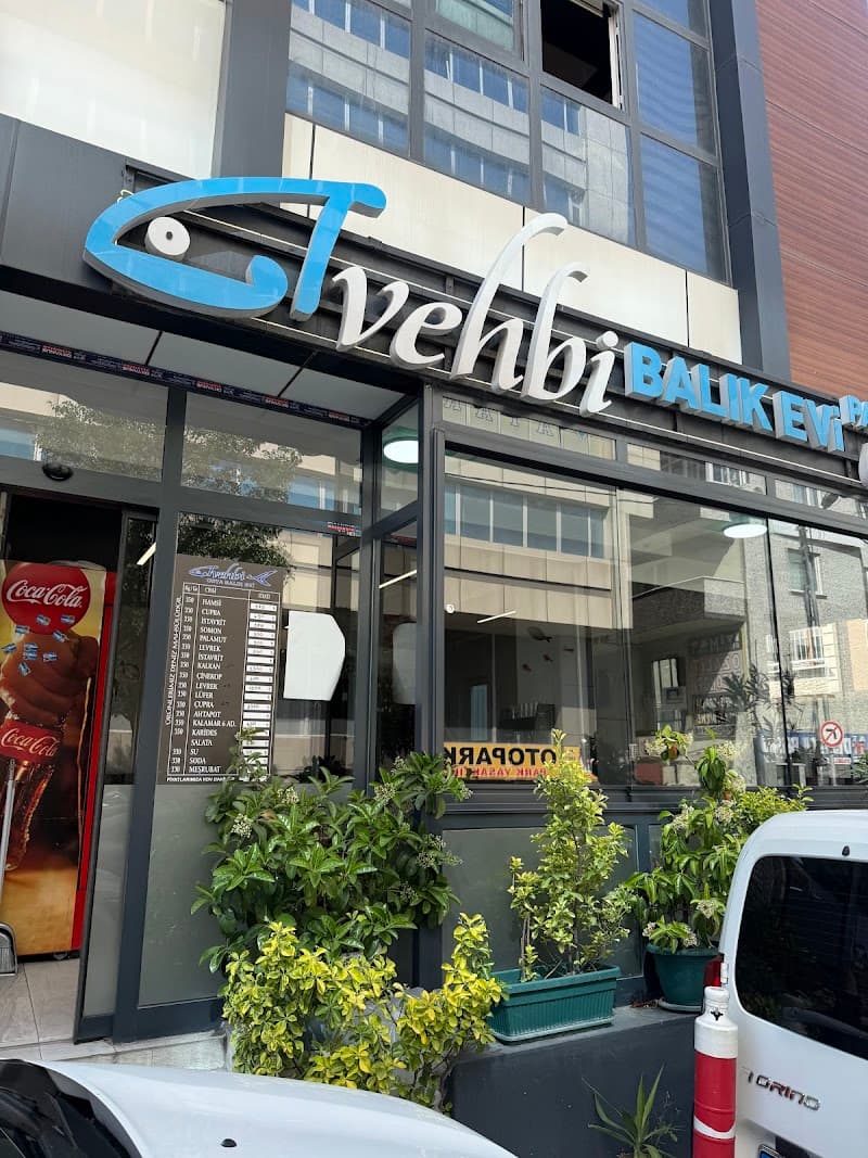 Vehbi Usta Balık Evi — Balık & Deniz Ürünleri Küçükçekmece